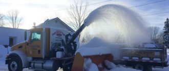 Уборка и вывоз снега: как подготовиться к зиме и не потерять голову